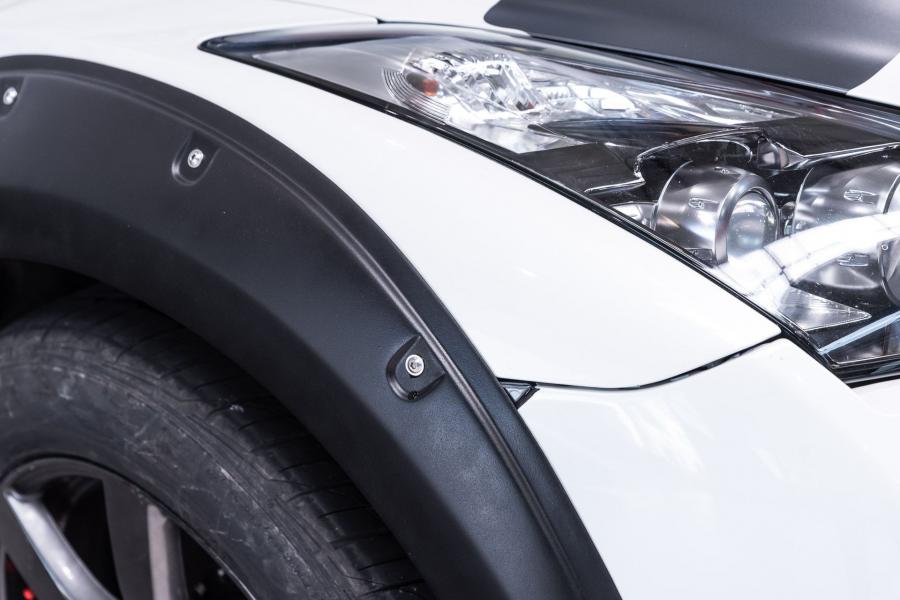 Детали интерьера Nissan GT-R Offroad Godzilla 2.0 2019 года  (фото 15 из 24)